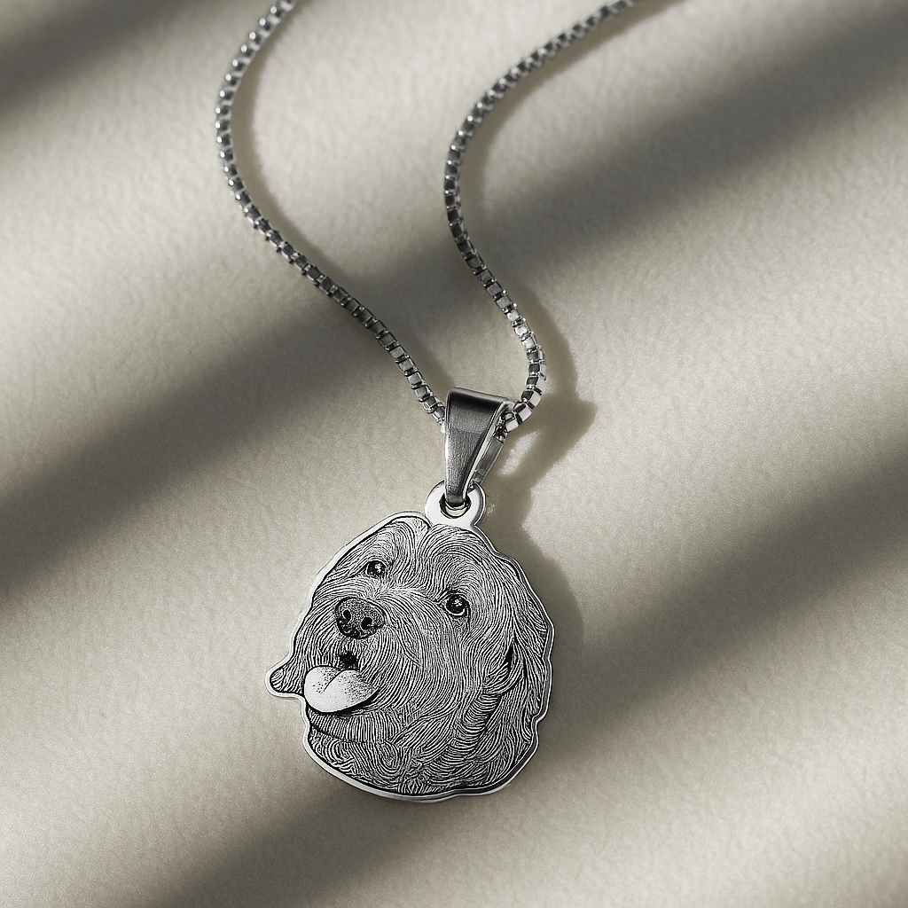 Life-Like Necklace